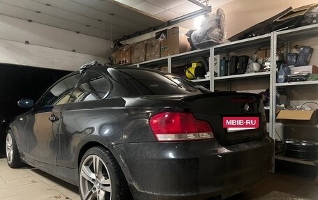 BMW 1 серия, 2008 год, 1 500 000 рублей, 7 фотография