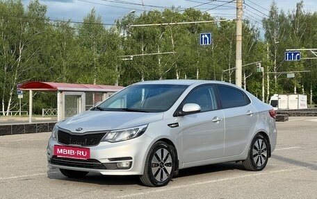 KIA Rio III рестайлинг, 2015 год, 995 000 рублей, 10 фотография