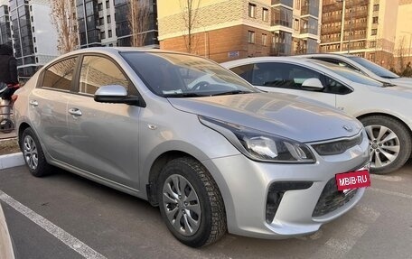 KIA Rio IV, 2017 год, 1 300 000 рублей, 4 фотография
