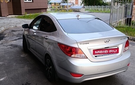 Hyundai Solaris II рестайлинг, 2012 год, 799 000 рублей, 9 фотография
