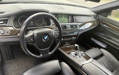 BMW 7 серия, 2012 год, 2 500 000 рублей, 3 фотография