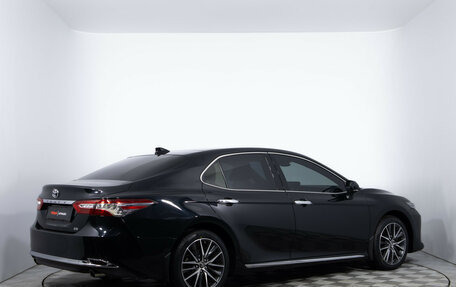 Toyota Camry, 2023 год, 3 590 000 рублей, 5 фотография