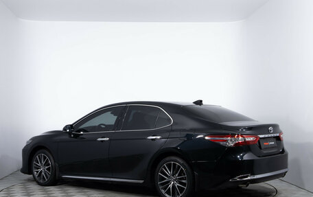 Toyota Camry, 2023 год, 3 590 000 рублей, 7 фотография