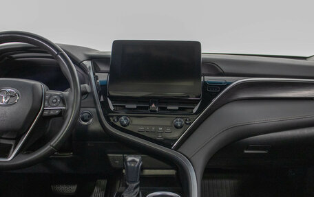 Toyota Camry, 2023 год, 3 590 000 рублей, 14 фотография