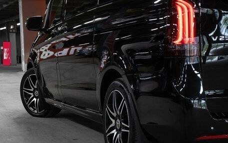 Mercedes-Benz V-Класс, 2018 год, 5 350 000 рублей, 27 фотография