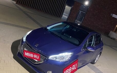 Peugeot 208 II, 2012 год, 900 000 рублей, 2 фотография