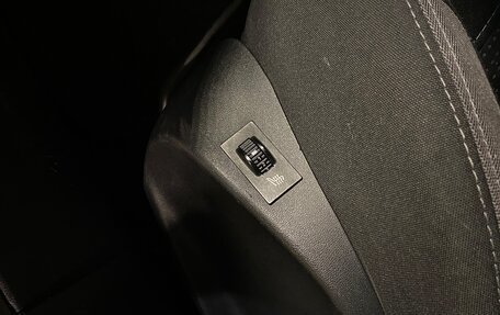 Peugeot 208 II, 2012 год, 900 000 рублей, 17 фотография