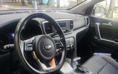 KIA Sportage IV рестайлинг, 2018 год, 1 300 000 рублей, 3 фотография