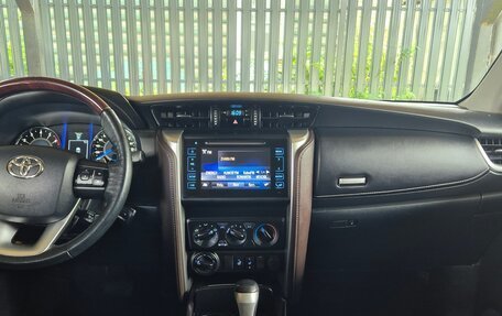 Toyota Fortuner II, 2019 год, 3 500 000 рублей, 2 фотография