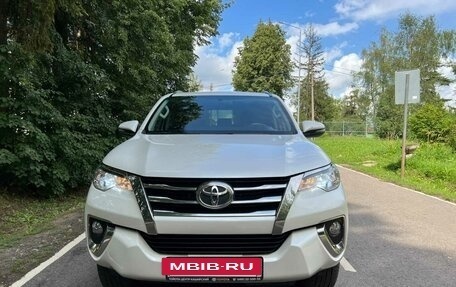 Toyota Fortuner II, 2019 год, 3 500 000 рублей, 10 фотография