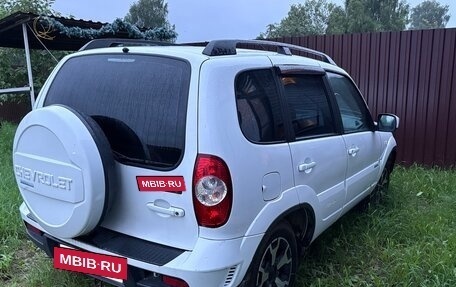 Chevrolet Niva I рестайлинг, 2011 год, 600 000 рублей, 5 фотография
