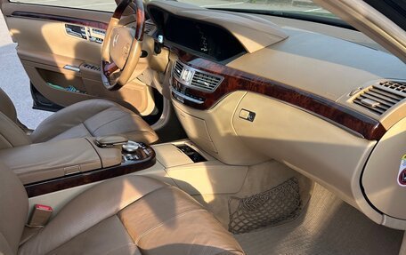 Mercedes-Benz S-Класс, 2008 год, 1 800 000 рублей, 11 фотография