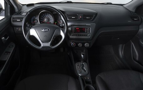 KIA Rio III рестайлинг, 2015 год, 1 049 000 рублей, 6 фотография