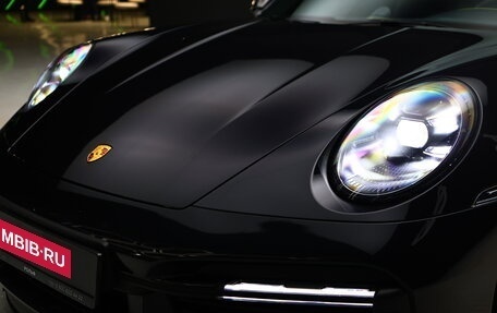 Porsche 911, 2021 год, 34 000 000 рублей, 13 фотография