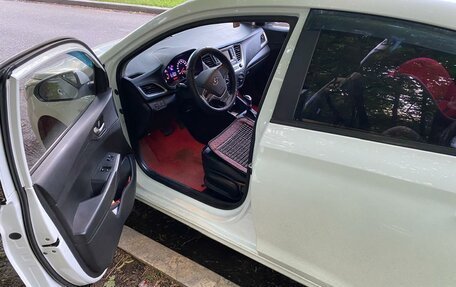 Hyundai Solaris II рестайлинг, 2017 год, 740 000 рублей, 8 фотография