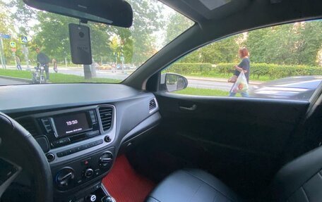 Hyundai Solaris II рестайлинг, 2017 год, 740 000 рублей, 9 фотография