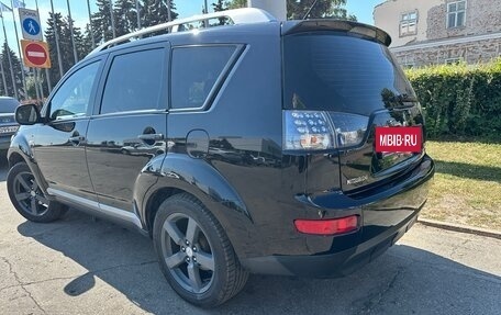 Mitsubishi Outlander III рестайлинг 3, 2008 год, 1 175 000 рублей, 2 фотография
