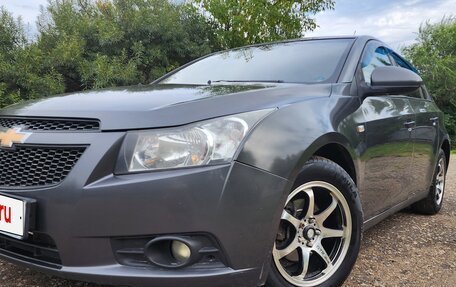 Chevrolet Cruze II, 2011 год, 720 000 рублей, 2 фотография