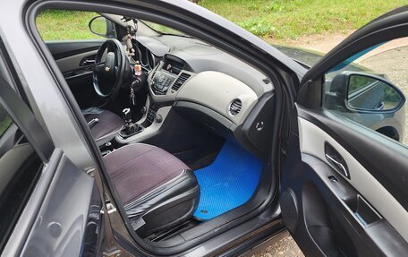 Chevrolet Cruze II, 2011 год, 720 000 рублей, 9 фотография