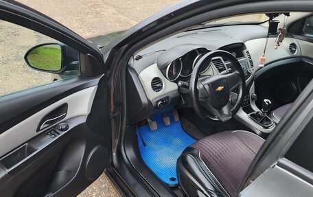 Chevrolet Cruze II, 2011 год, 720 000 рублей, 16 фотография