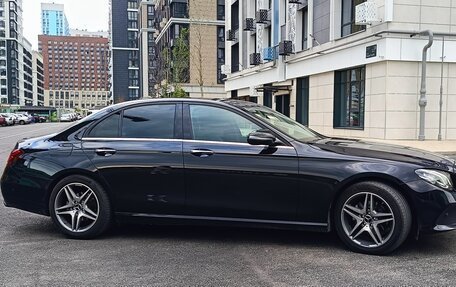 Mercedes-Benz E-Класс, 2017 год, 2 400 000 рублей, 6 фотография