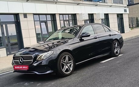 Mercedes-Benz E-Класс, 2017 год, 2 400 000 рублей, 2 фотография