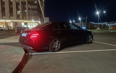 Mercedes-Benz E-Класс, 2017 год, 2 400 000 рублей, 9 фотография