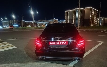 Mercedes-Benz E-Класс, 2017 год, 2 400 000 рублей, 10 фотография