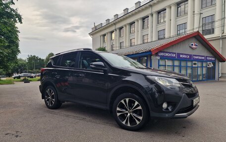 Toyota RAV4, 2015 год, 2 700 000 рублей, 3 фотография