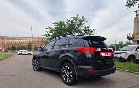 Toyota RAV4, 2015 год, 2 700 000 рублей, 6 фотография