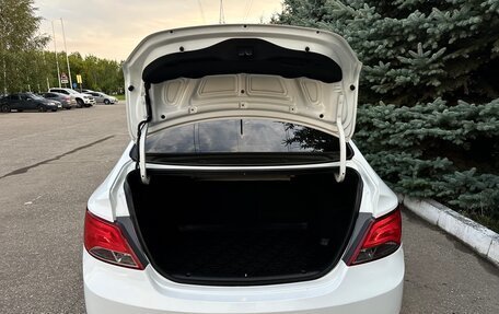 Hyundai Solaris II рестайлинг, 2016 год, 1 045 000 рублей, 14 фотография