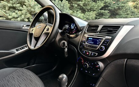 Hyundai Solaris II рестайлинг, 2016 год, 1 045 000 рублей, 19 фотография