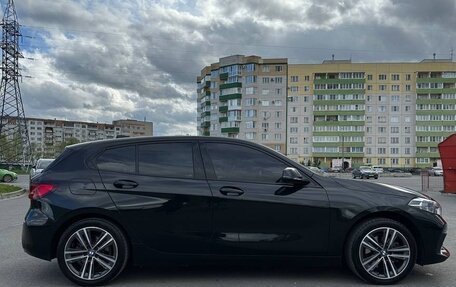 BMW 1 серия, 2020 год, 2 500 000 рублей, 8 фотография