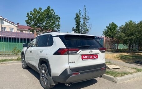 Toyota RAV4, 2020 год, 3 500 000 рублей, 1 фотография