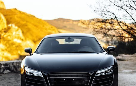 Audi R8, 2014 год, 10 000 000 рублей, 1 фотография