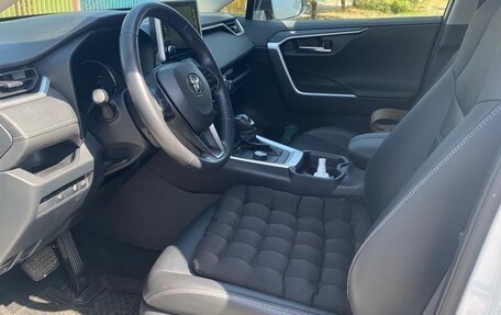 Toyota RAV4, 2020 год, 3 500 000 рублей, 13 фотография