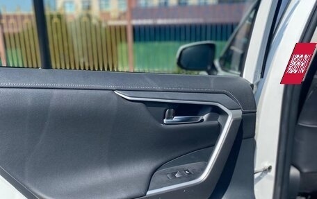 Toyota RAV4, 2020 год, 3 500 000 рублей, 16 фотография