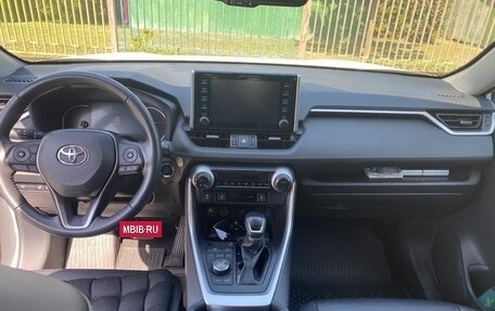 Toyota RAV4, 2020 год, 3 500 000 рублей, 11 фотография