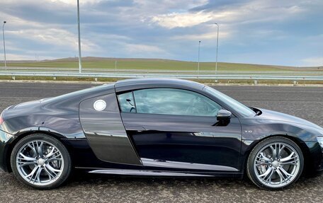 Audi R8, 2014 год, 10 000 000 рублей, 12 фотография