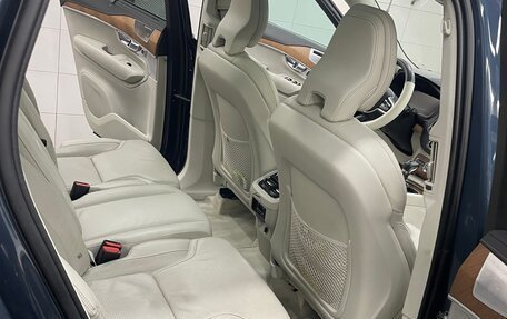 Volvo XC90 II рестайлинг, 2018 год, 4 300 000 рублей, 23 фотография