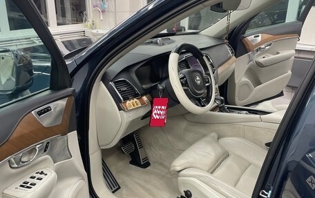 Volvo XC90 II рестайлинг, 2018 год, 4 300 000 рублей, 26 фотография