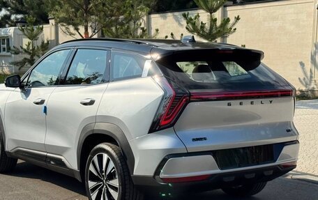 Geely Atlas, 2025 год, 2 500 000 рублей, 5 фотография