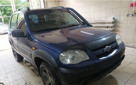 Chevrolet Niva I рестайлинг, 2017 год, 623 000 рублей, 10 фотография