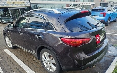 Infiniti QX70, 2014 год, 1 900 000 рублей, 3 фотография