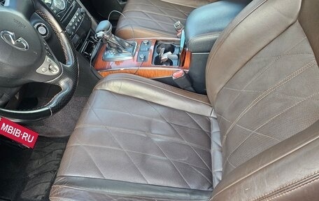 Infiniti QX70, 2014 год, 1 900 000 рублей, 12 фотография
