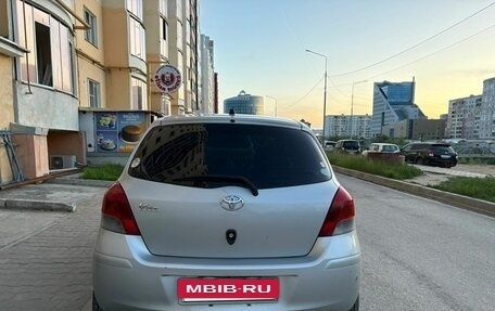 Toyota Vitz, 2010 год, 490 000 рублей, 2 фотография