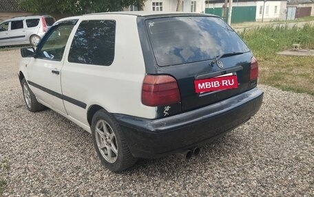 Volkswagen Golf III, 1993 год, 140 000 рублей, 2 фотография