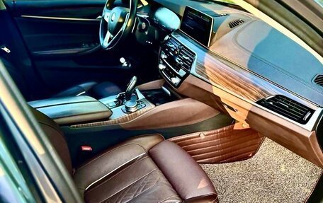 BMW 5 серия, 2019 год, 3 800 000 рублей, 9 фотография