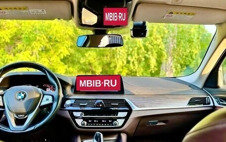 BMW 5 серия, 2019 год, 3 800 000 рублей, 8 фотография