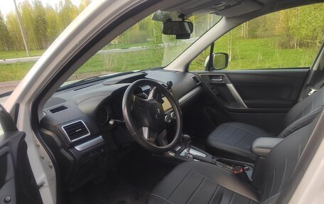 Subaru Forester, 2015 год, 1 950 000 рублей, 10 фотография